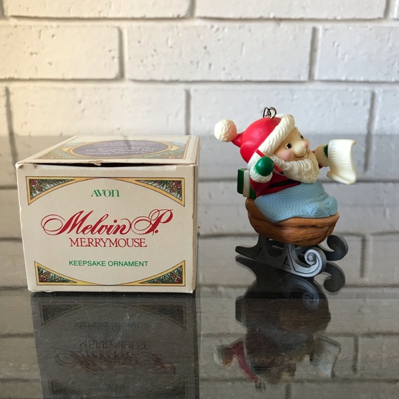 Avon Christmas Ornament 1983 Melvin P Merry Mouse Nut Shell Sled Box Vintage - Picture 2 of 10